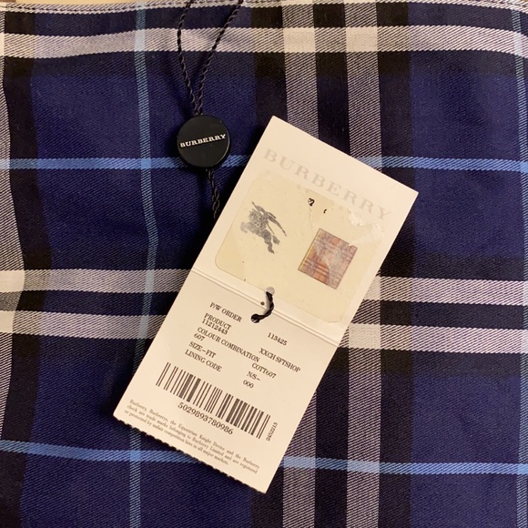 Burberry Tote Bag - Picture 7 of 7